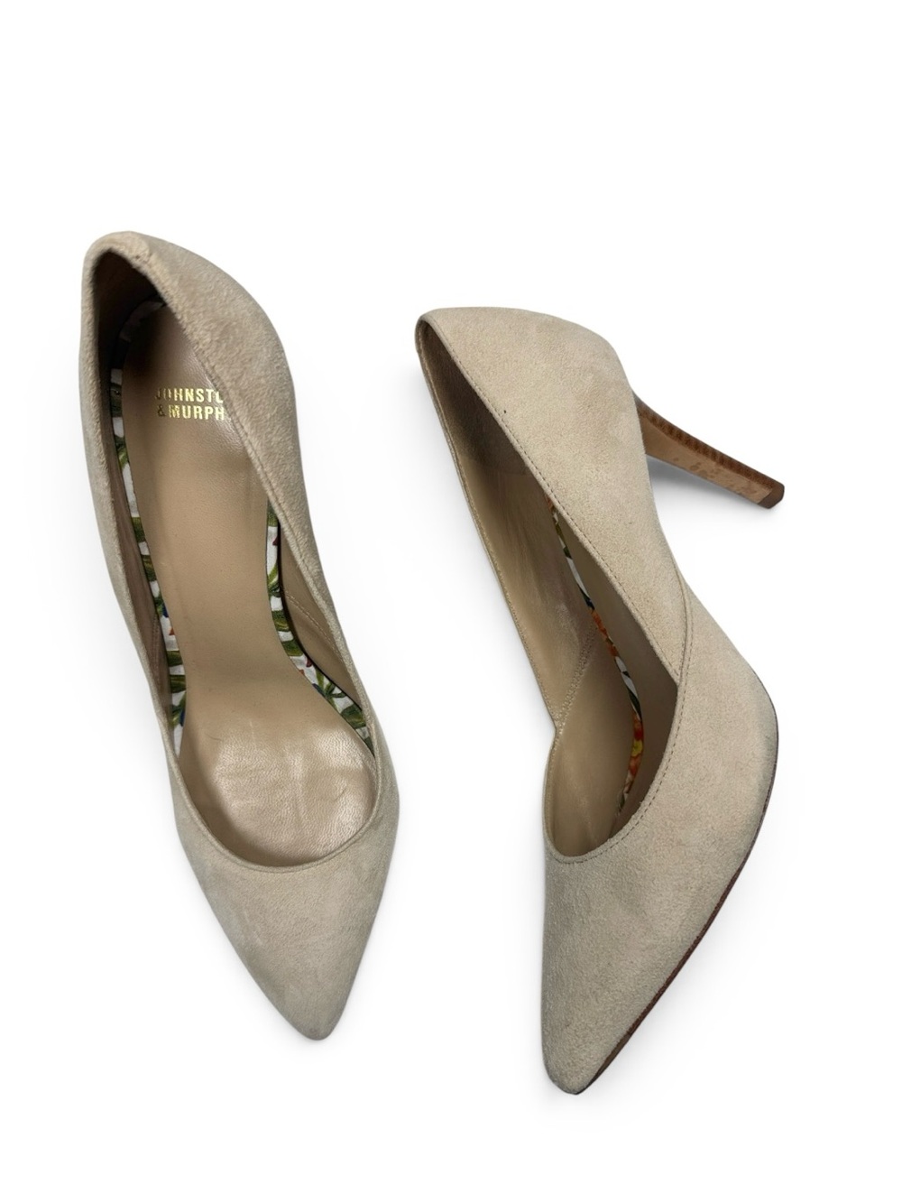Johnston & Murphy Beige Suede pointed-toe Pumps Heels S-588 Sz 8.5